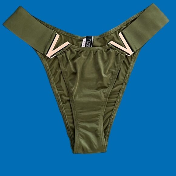 Victoria’s Secret Very Sexy Satiny Bombshell Brazilian Slip metallic V panty M - Picture 2 of 5